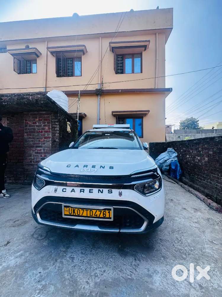 Kia Carens 2023 Petrol 58000 Km Driven