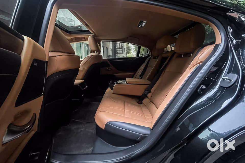 Lexus Es 300h Luxury, 2022, Petrol