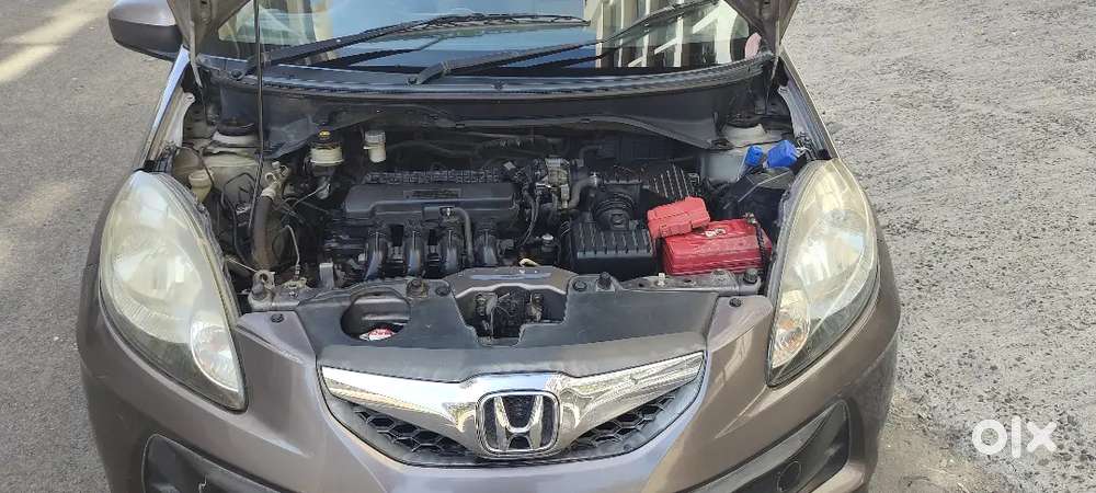 Honda Brio 2012 Petrol Well Maintained