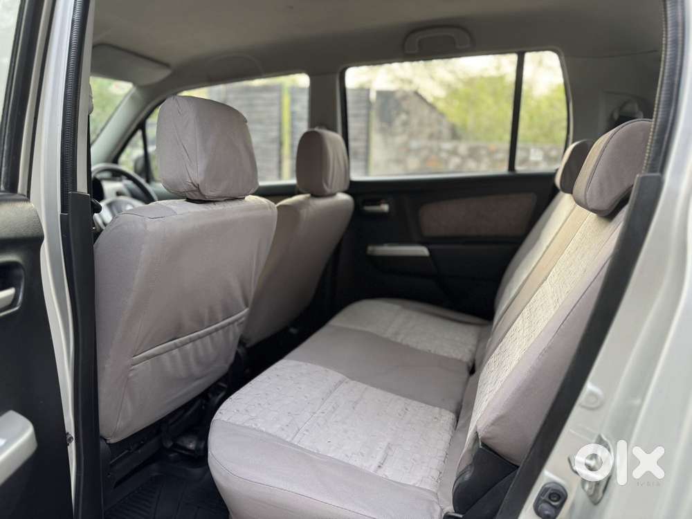 Maruti Suzuki Wagon R Vxi Amt, 2016, Petrol
