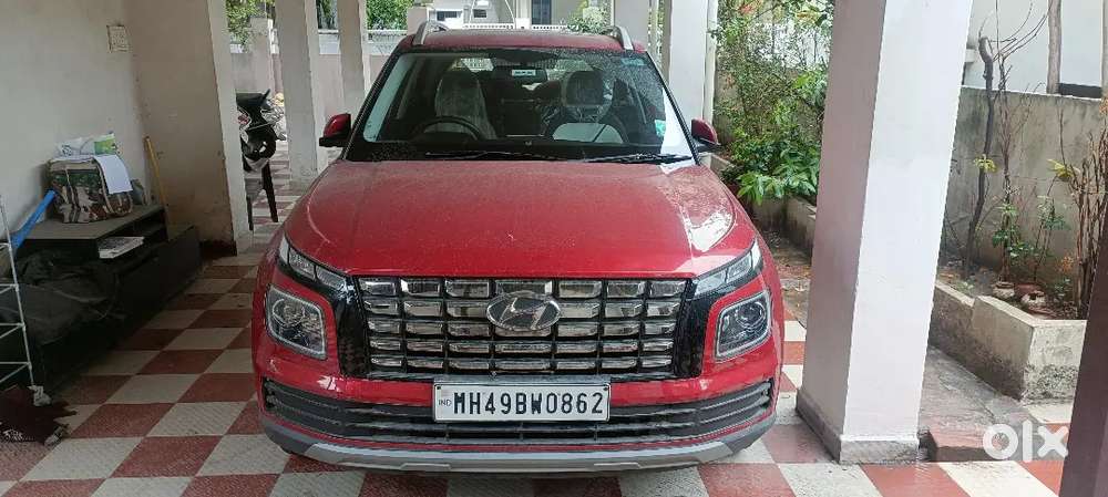 Hyundai Venue 1.2 Petrol 2022 9400 Kms 1st Owner