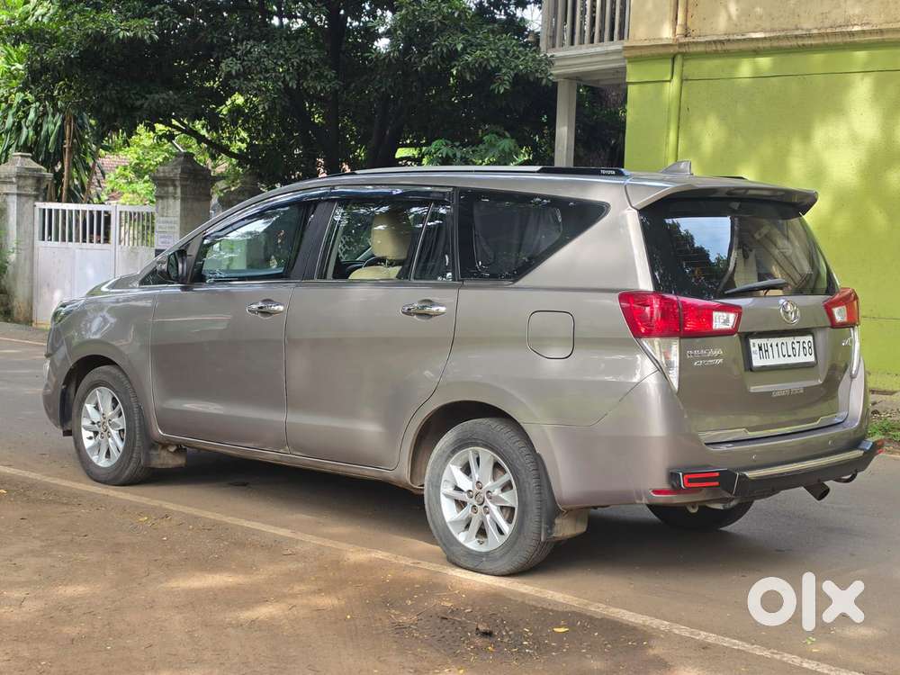 Toyota Innova Crysta 2.4 V, 2017, Diesel