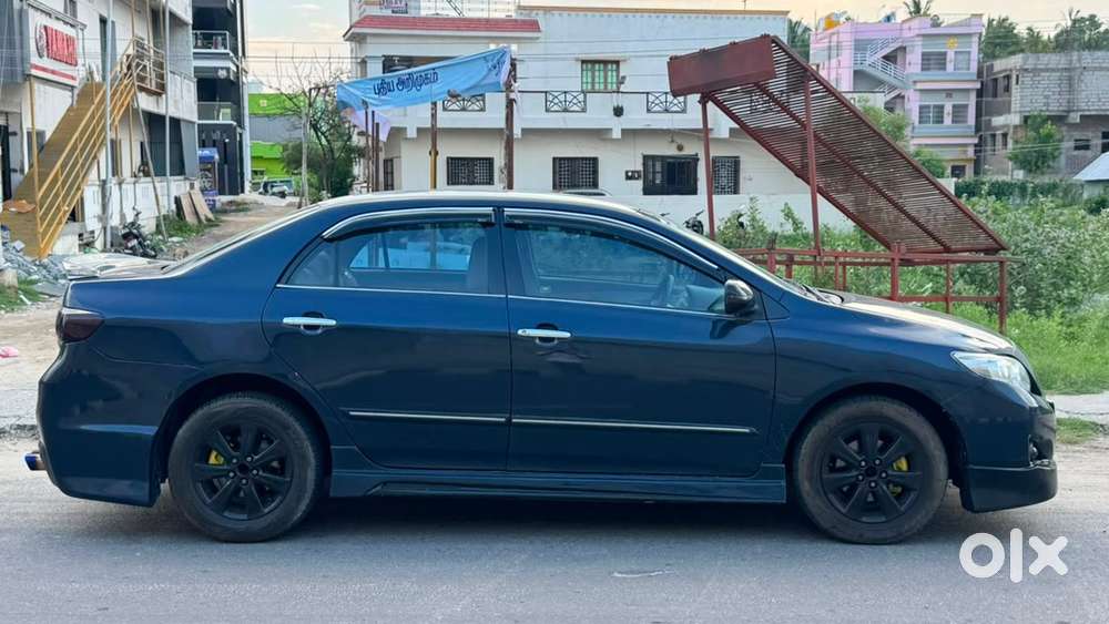 Toyota Corolla Altis 2010