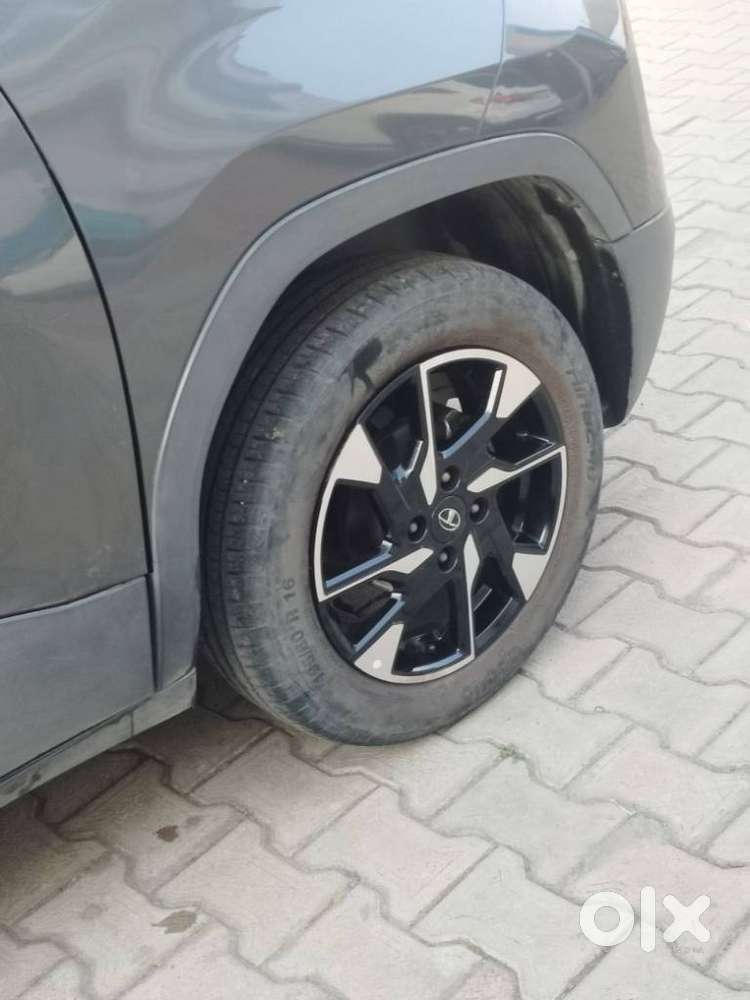 Tata Punch, 2023, Petrol