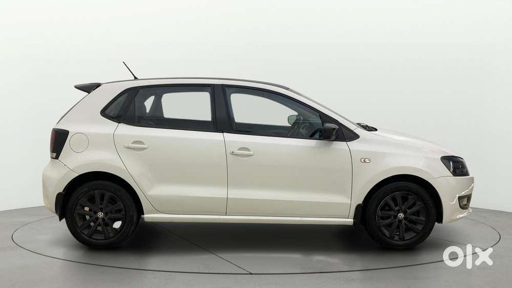 Volkswagen Polo 2009-2013 Petrol Highline 1.2l, 2013, Cng & Hybrids
