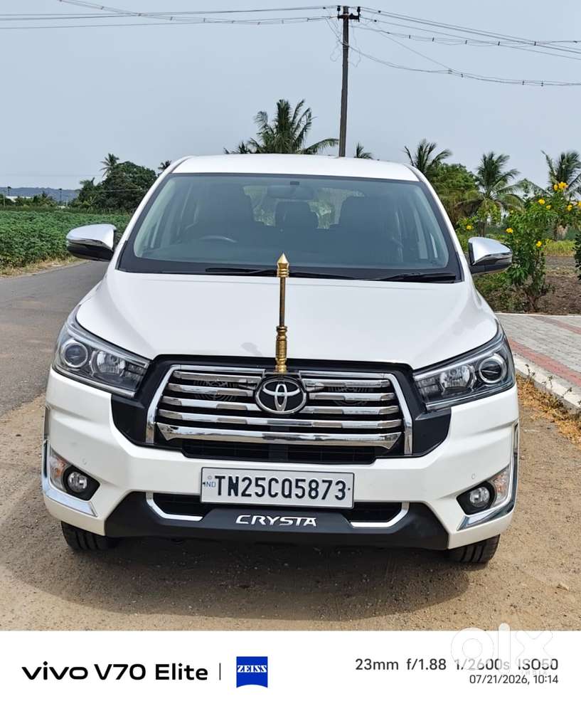 Toyota Innova Crysta 2.4 V 8 Str, 2023, Diesel