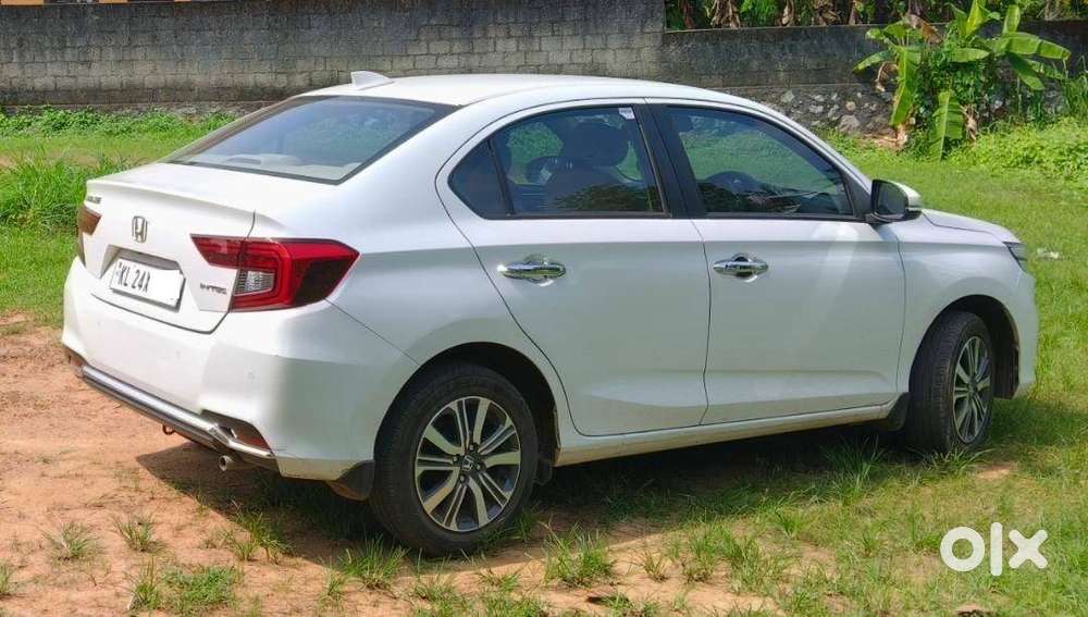 Honda Amaze 2024 Petrol Well Maintained