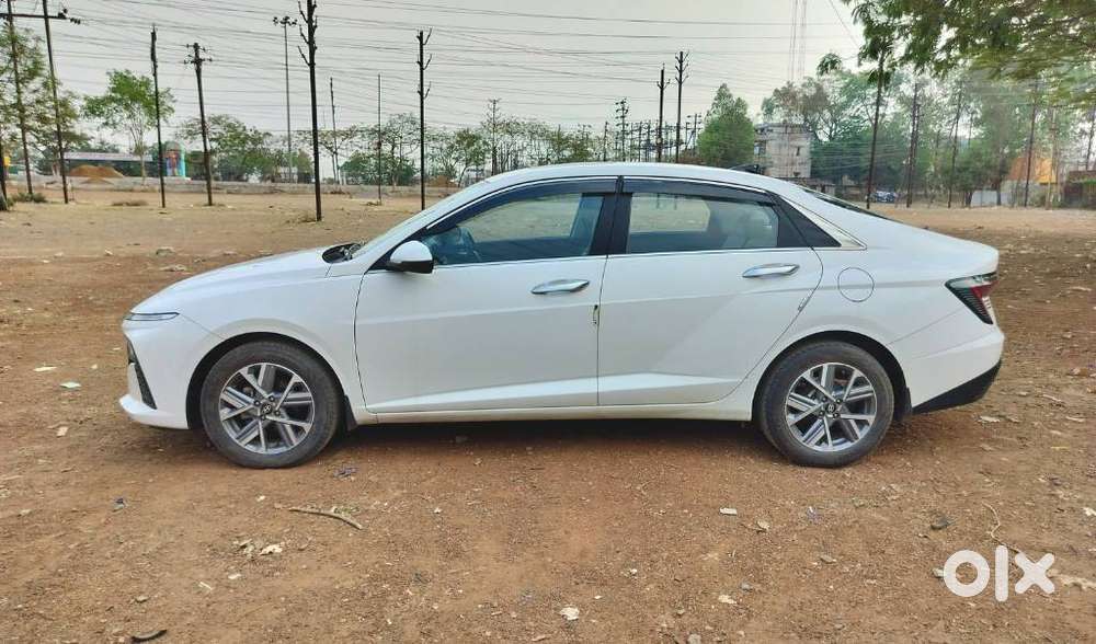 Hyundai Verna 1.5 Sx (o) Vtvt, 2023, Petrol