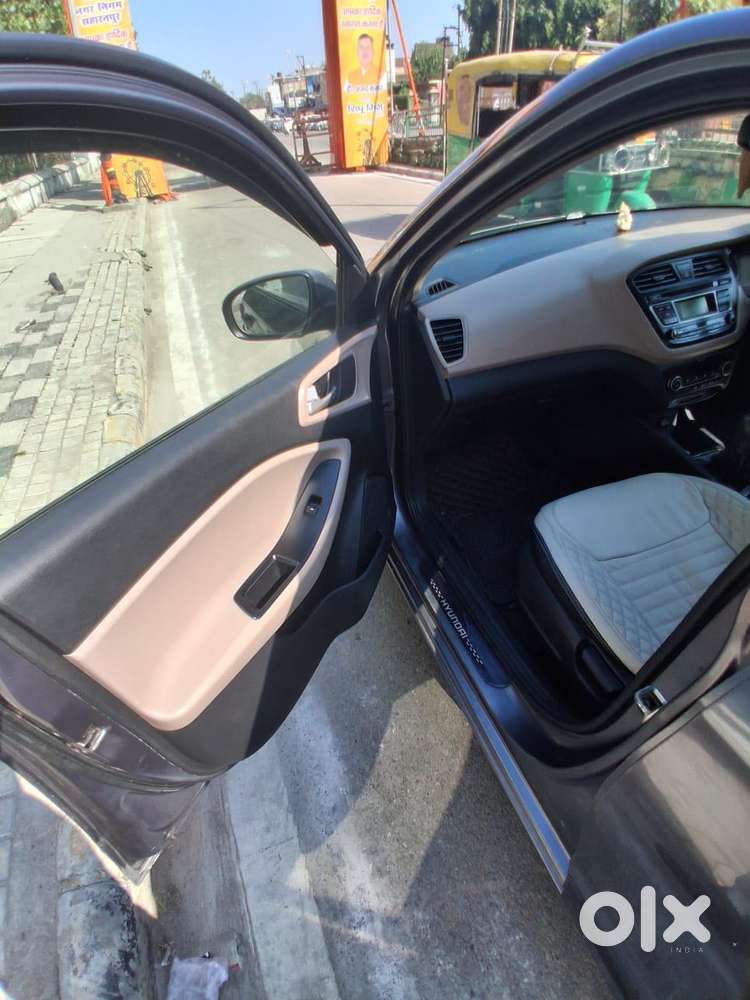 Hyundai Elite I20 1.2 Sportz Plus Vtvt, 2017, Petrol