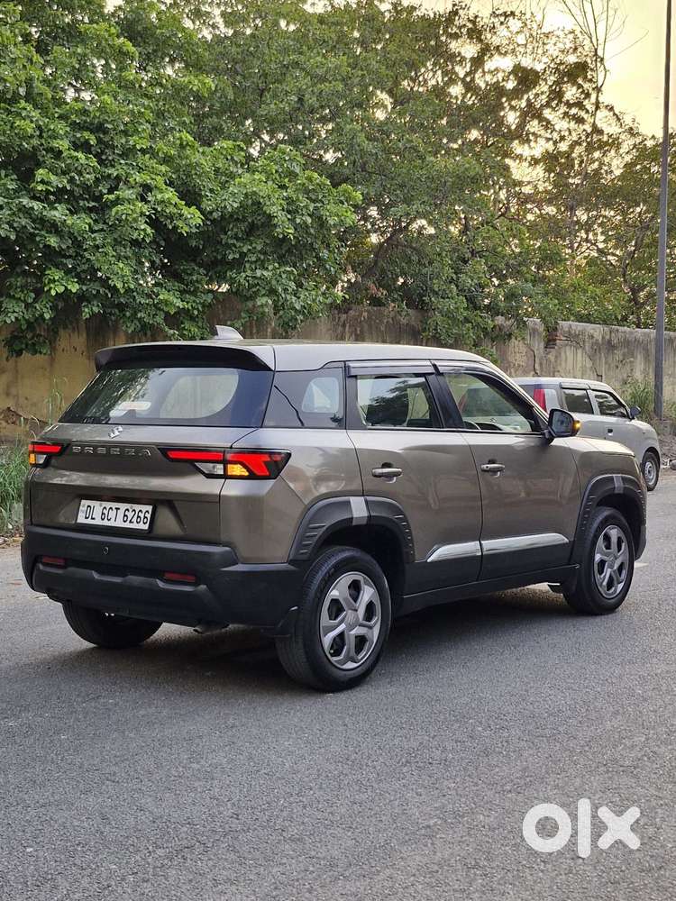 Maruti Suzuki Brezza 1.5 Lxi Smart Hybrid, 2024, Petrol
