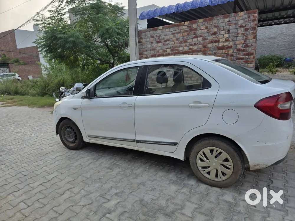 Ford Aspire Blu Ti-vct 2018