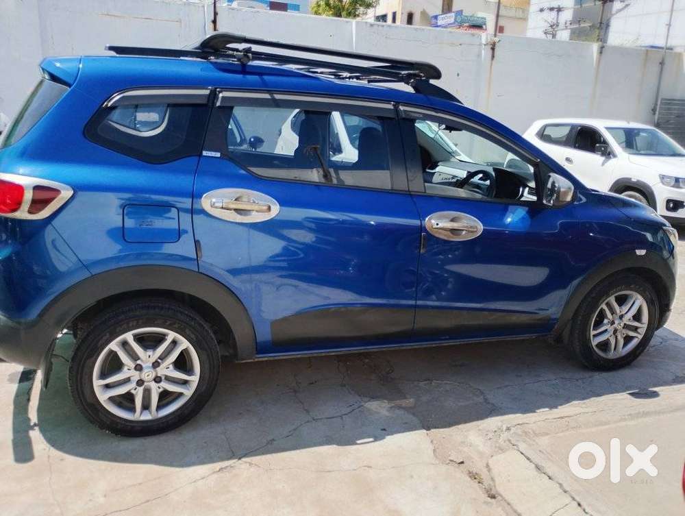 Renault Triber Rxz, 2020, Petrol