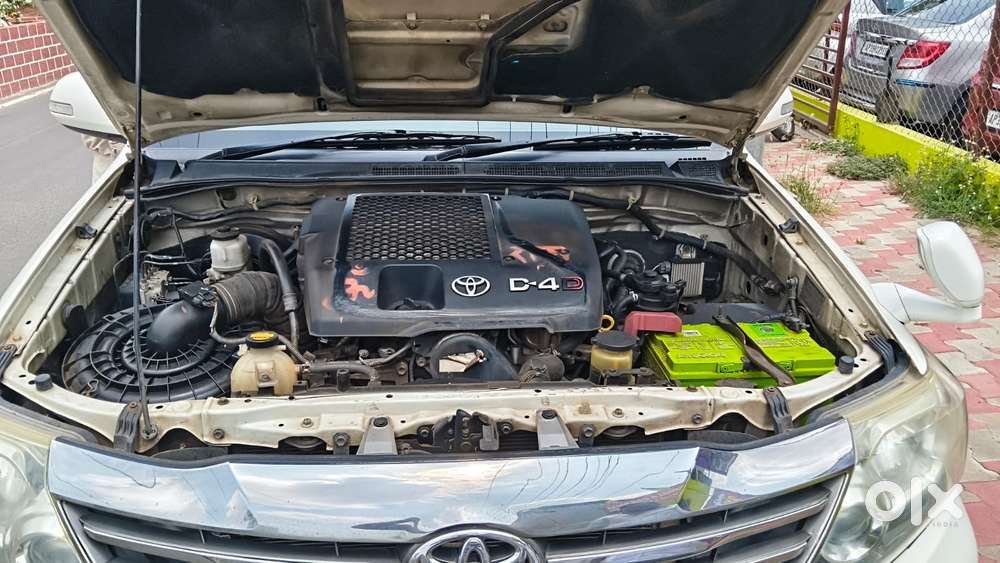 Toyota Fortuner 2011-2016 4x4 Mt, 2014, Diesel