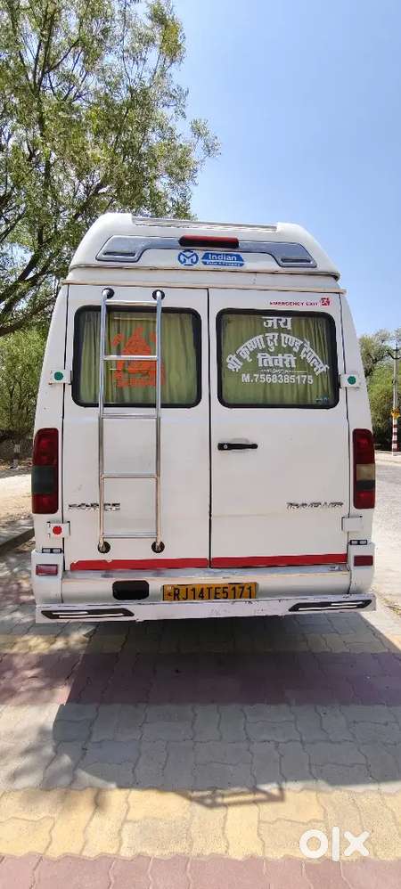 Force Motor Tempo Traveller