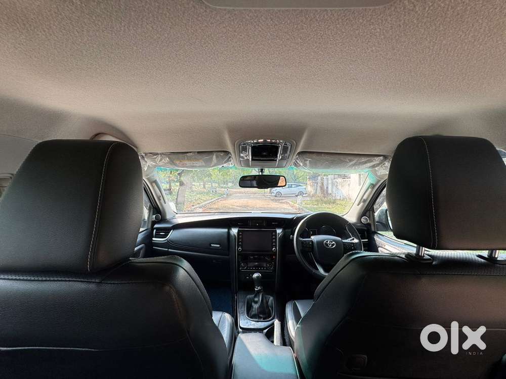 Toyota Fortuner [2021-ongoing] 2.8 2wd Diesel Mt, 2023, Diesel