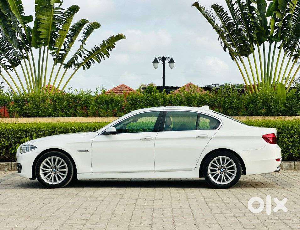 Bmw 5 Series 2.0 520d Luxury Line, 2015, Diesel
