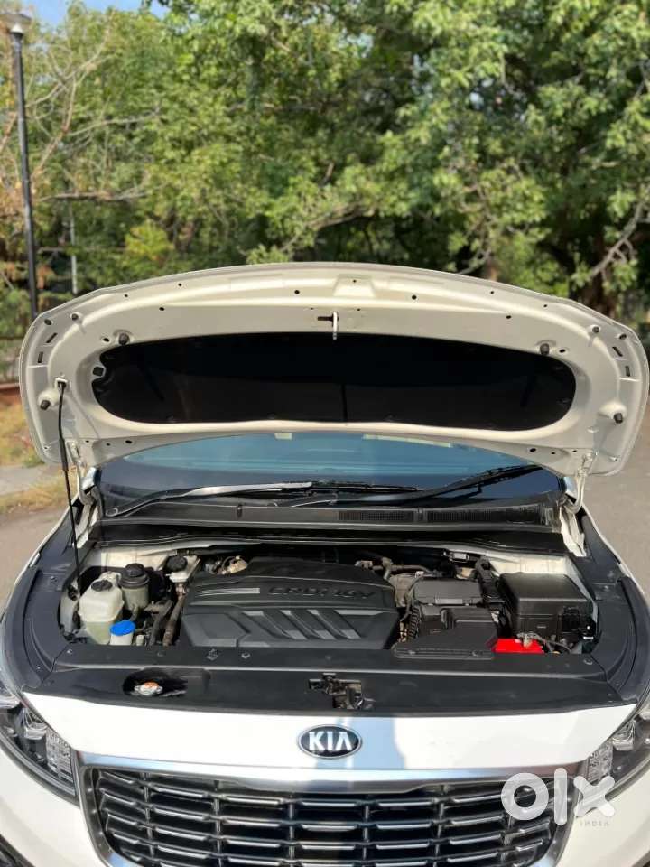 Kia Carnival Limousine, 2021, Diesel