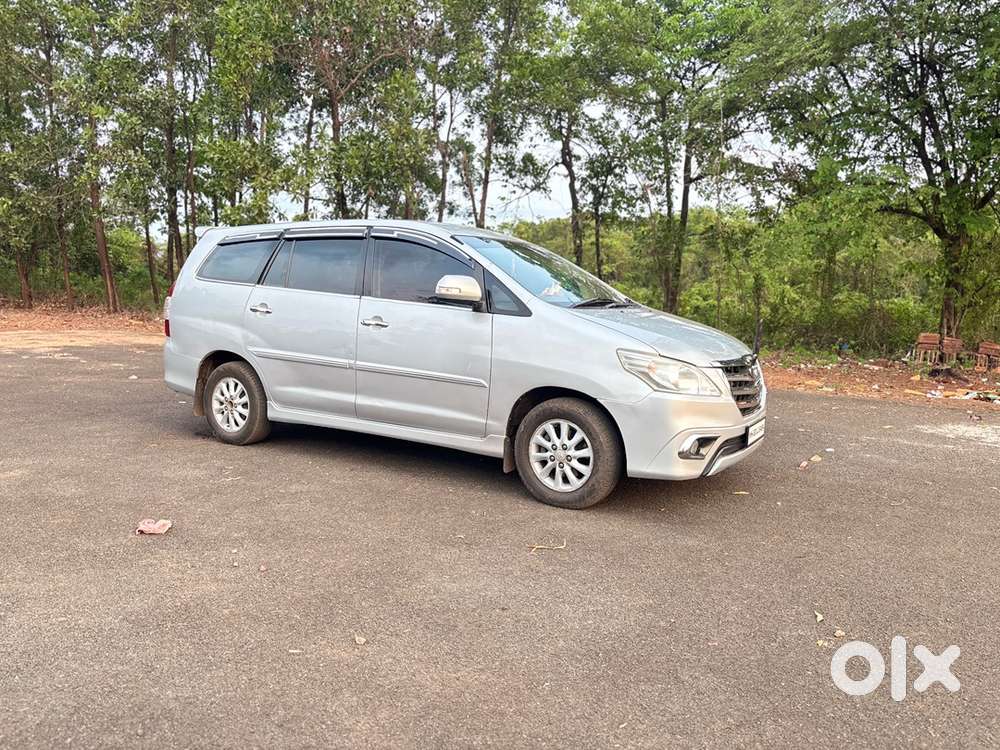 Toyota Innova Diesel 2012
