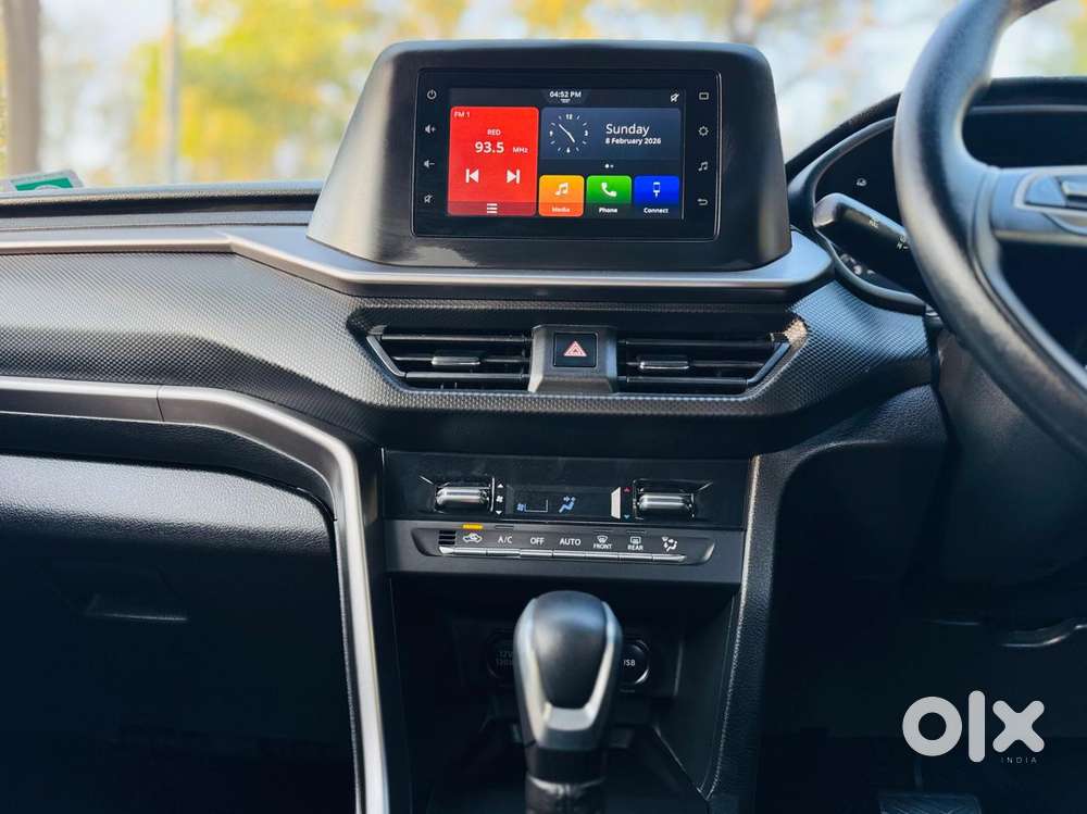 Maruti Suzuki Brezza 1.5 Vxi At Smart Hybrid, 2024, Petrol