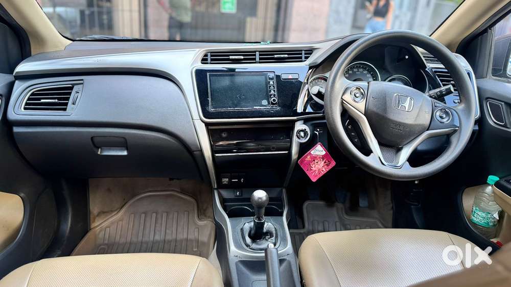 Honda City V Mt Sunroof, 2017, Petrol