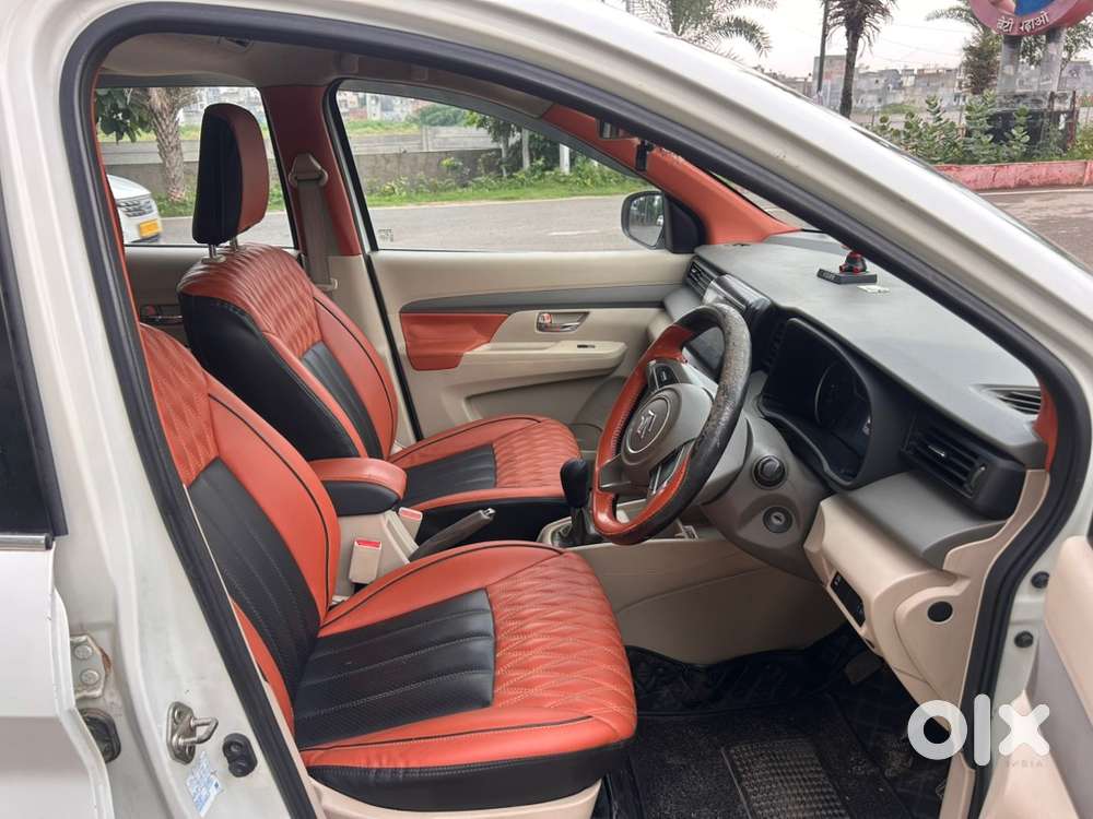 Maruti Suzuki Ertiga Vxi Petrol 2019