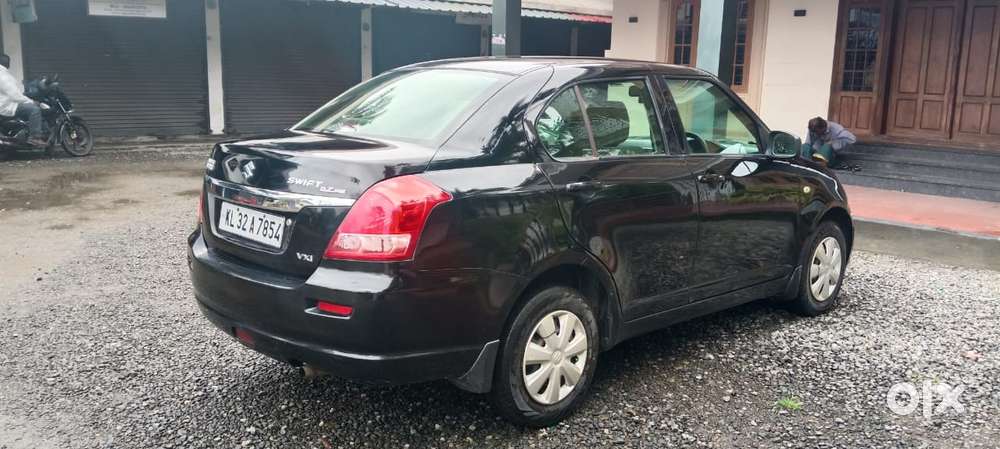 Maruti Suzuki Swift Dzire 1.2 Vxi Bsiv, 2009, Petrol