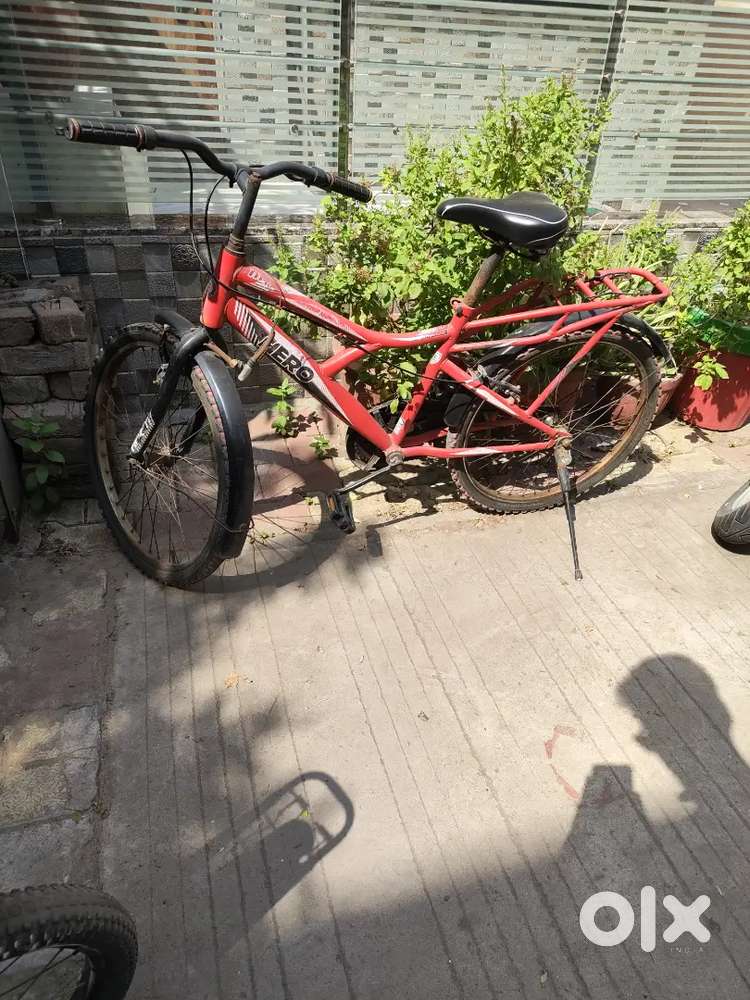 Non gear cycle hero