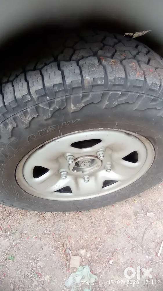 Tata Xenon 2018
