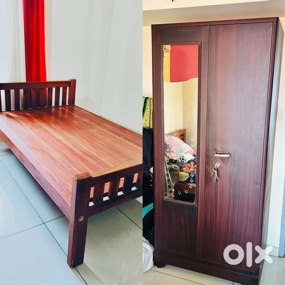 Bed and Alamara