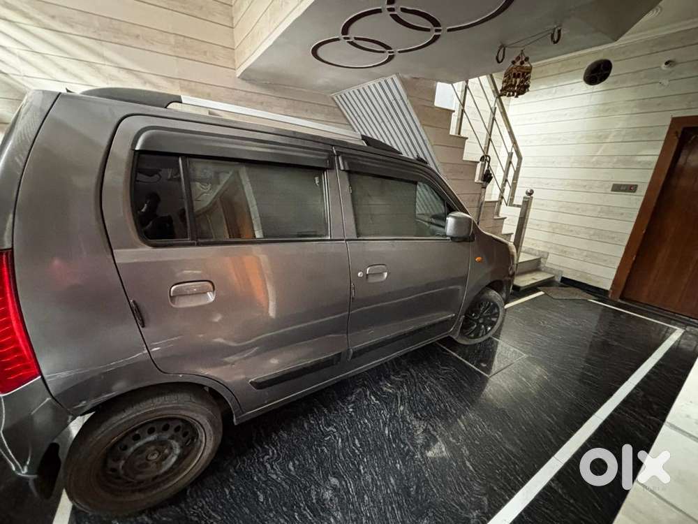 Maruti Suzuki Wagon R Vxi Petrol 2011