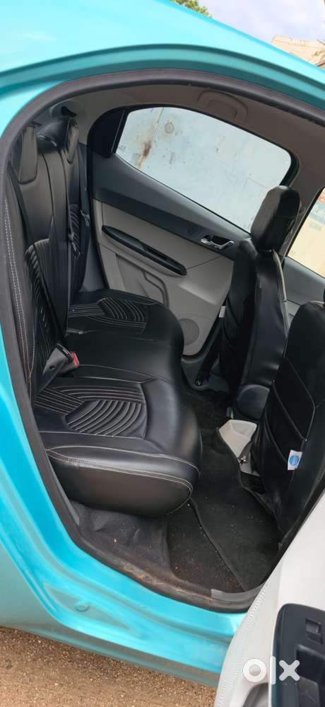 Tata Tiago Xz Plus Cng Dual Tone, 2025, Petrol