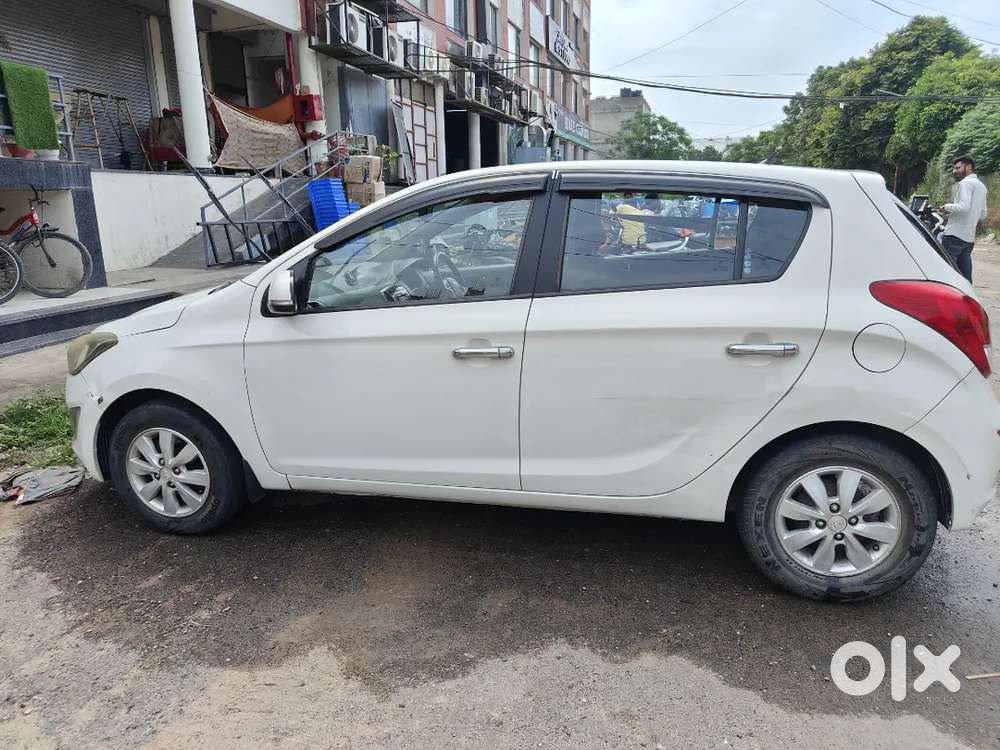 Hyundai I20 Sportz 2013