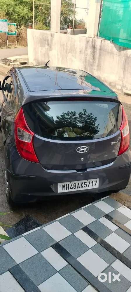Hyundai Eon 2016 Petrol Well Maintained