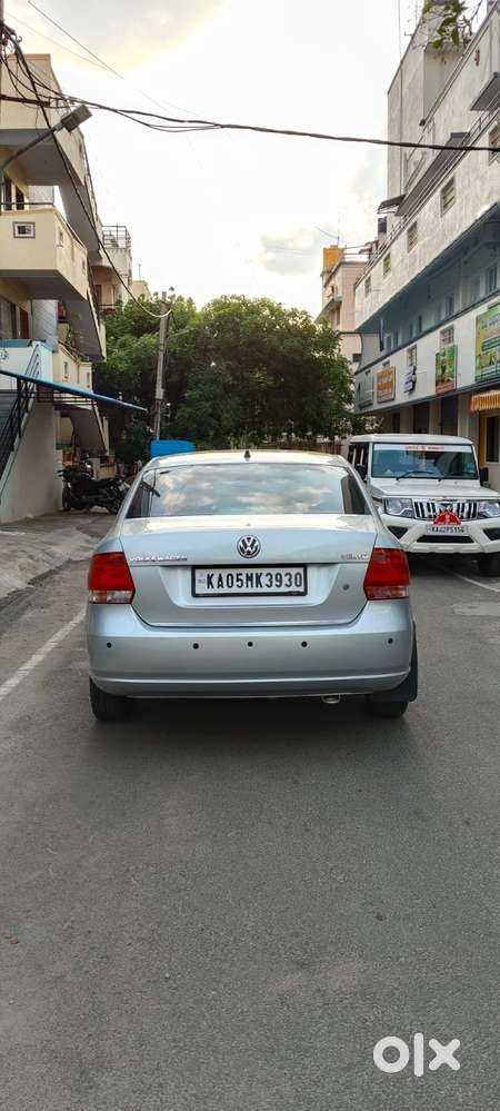 Volkswagen Vento 2010-2013 Petrol Highline, 2011, Petrol