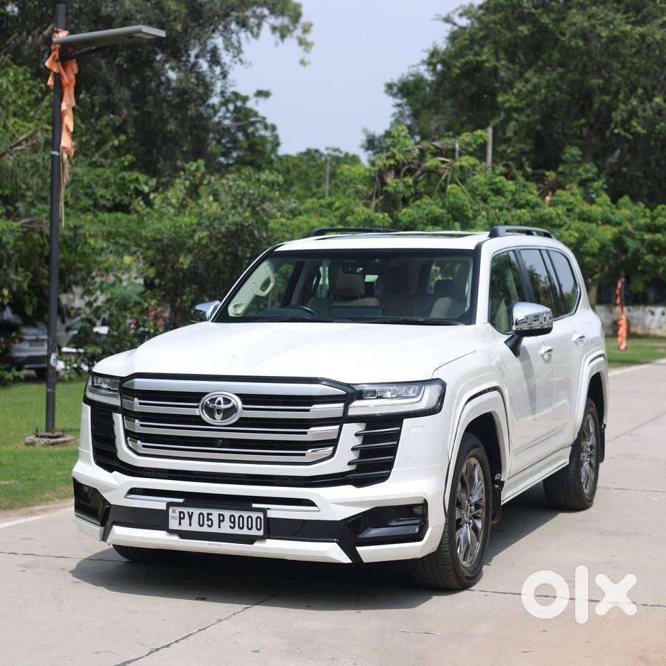 Toyota Land Cruiser 3.3 Zx Diesel, 2023, Diesel