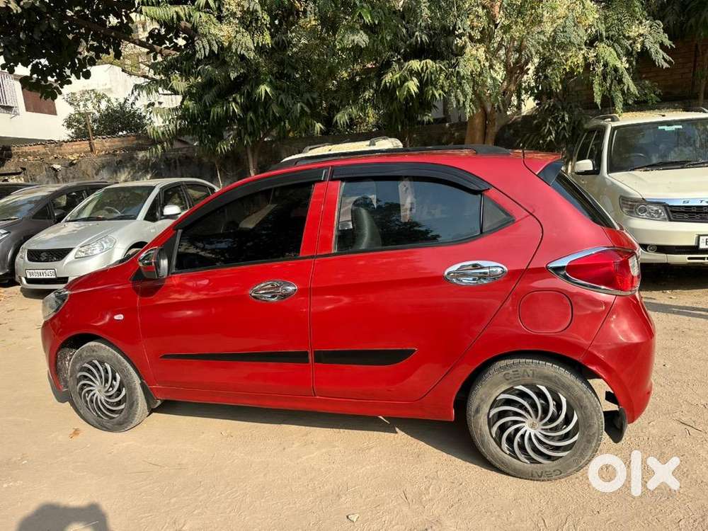 Tata Tiago 2018 Petrol 32000 Km Driven First Owner