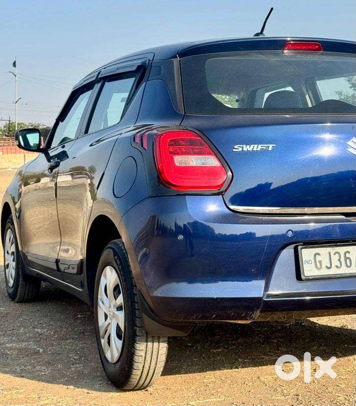 Maruti Suzuki Swift Vxi + Manual, 2023, Petrol