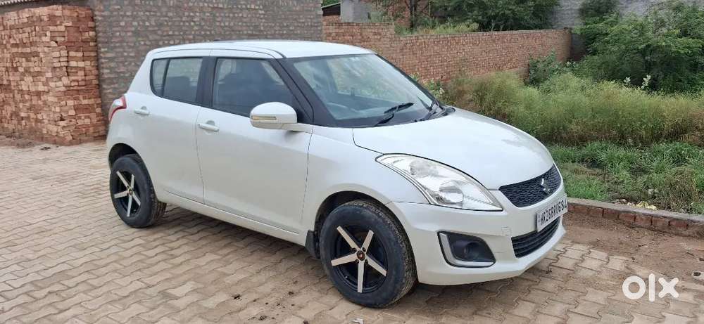 2012 Model Bht Saaf Gaddi A Engine Gear Ok A