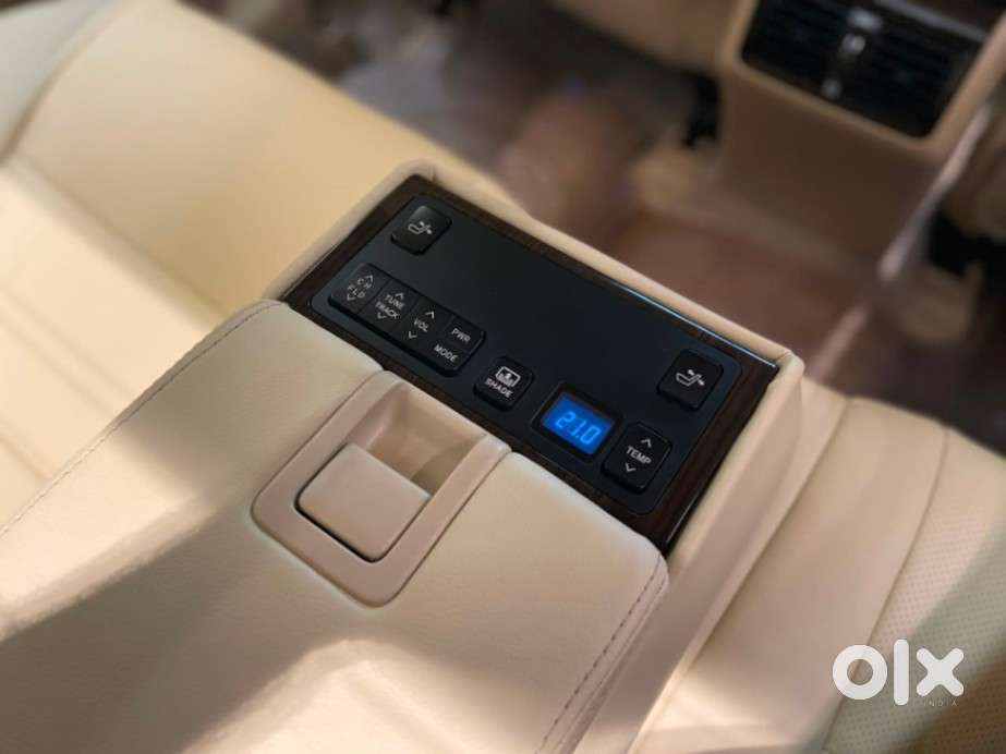 Toyota Camry Hybrid, 2015, Electric
