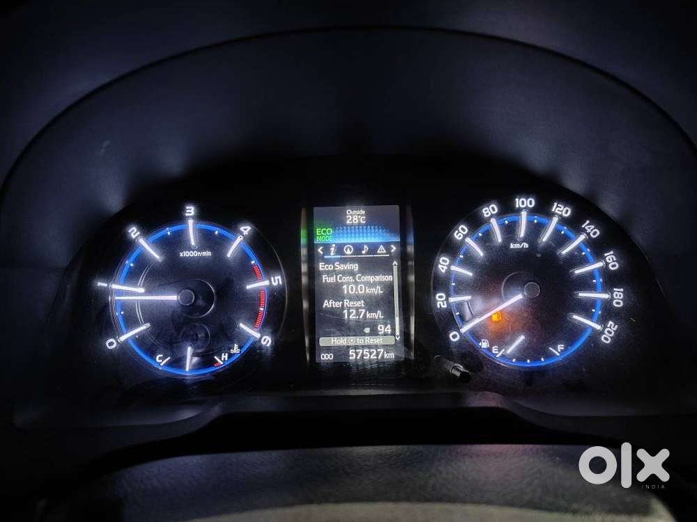 Toyota Innova Crysta 2.4 V 8 Str, 2018, Diesel