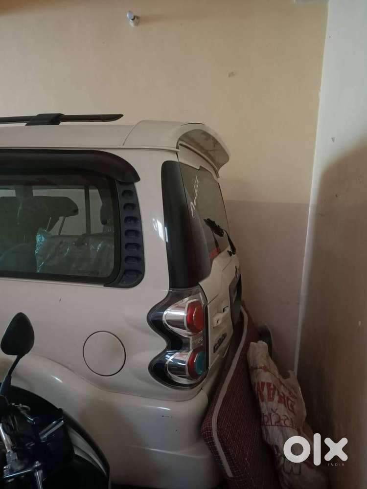Mahindra Scorpio 2016