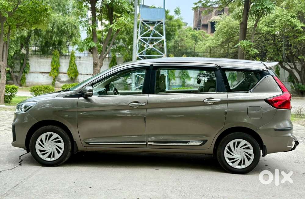 Maruti Suzuki Ertiga Vxi (o) Cng, 2025, Cng & Hybrids