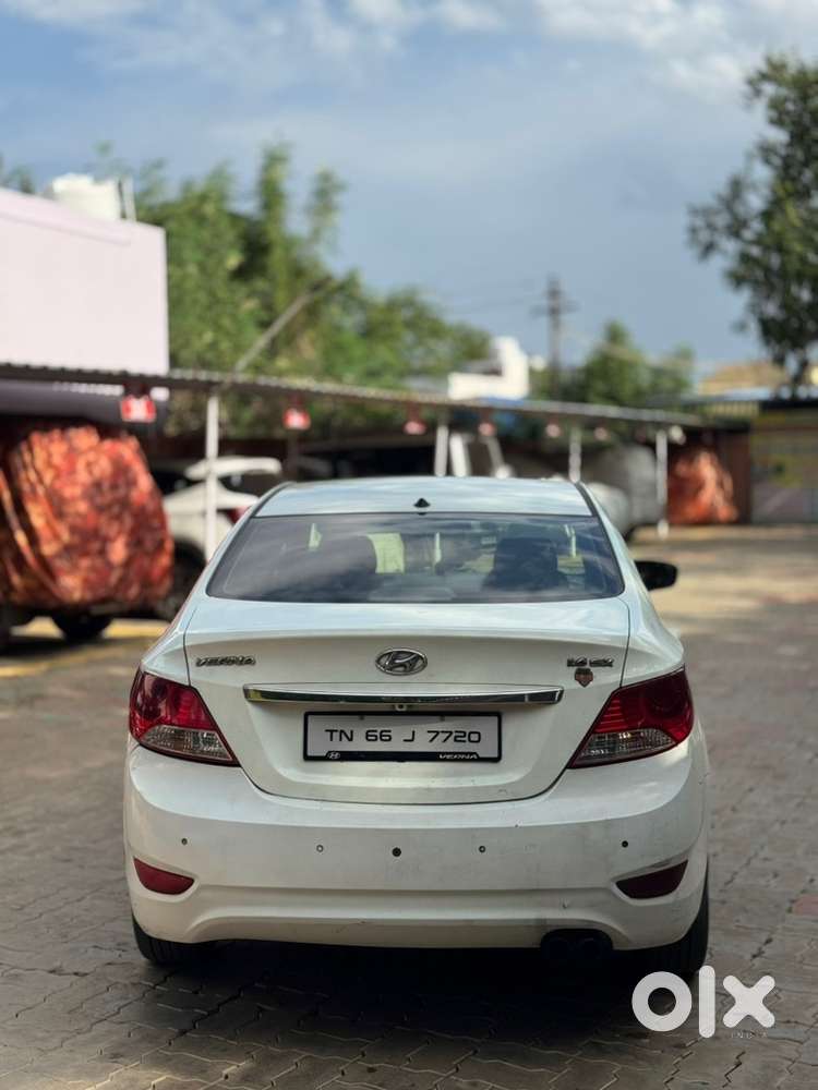 Hyundai Fluidic Verna 2013