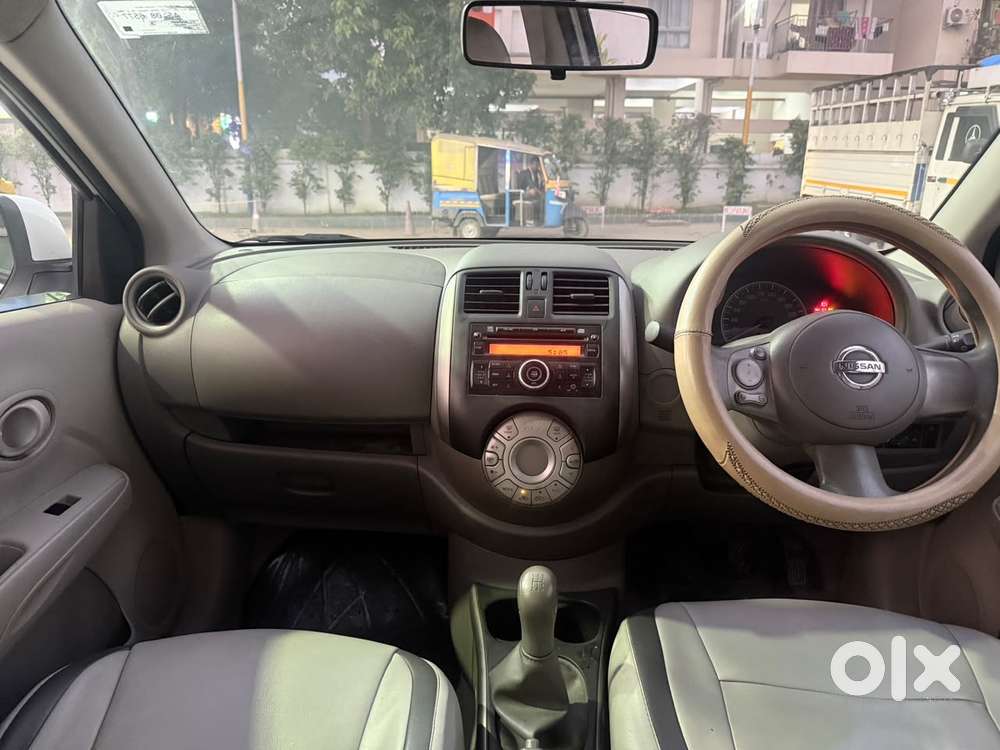 Nissan Sunny Special Edition, 2012, Petrol