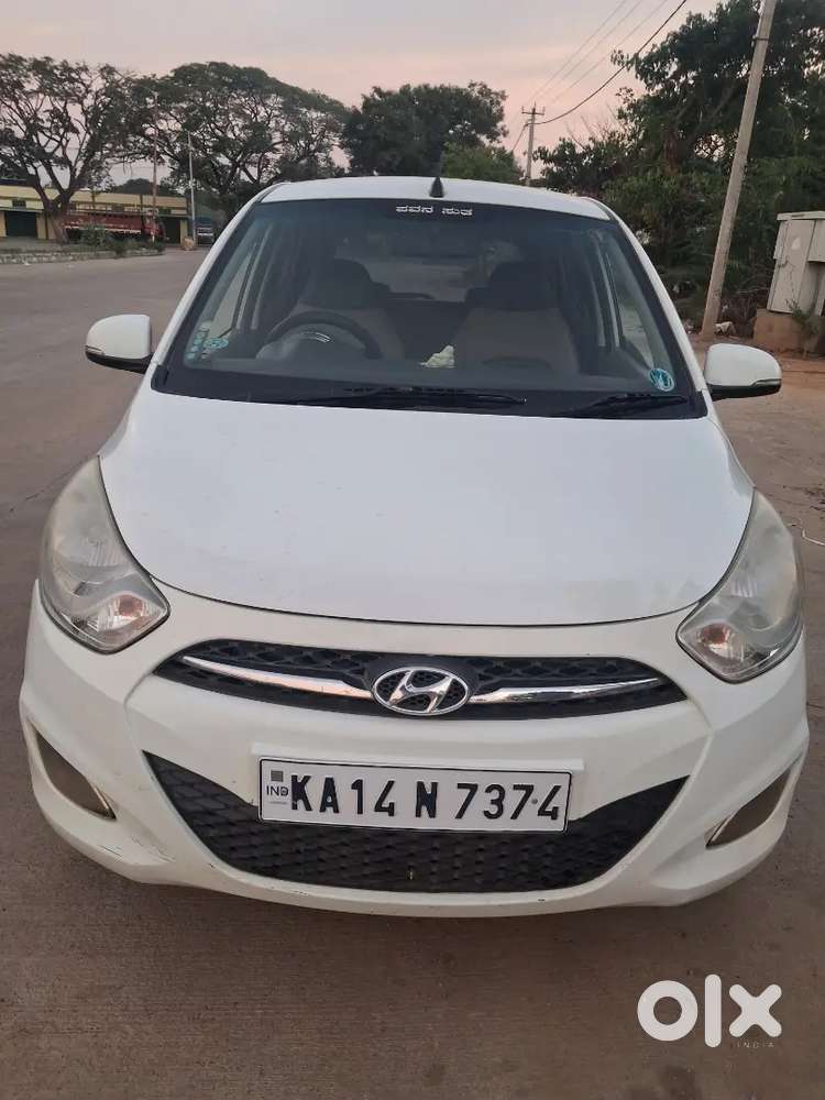Hyundai Grand I10  Sportz 2012 Petrol