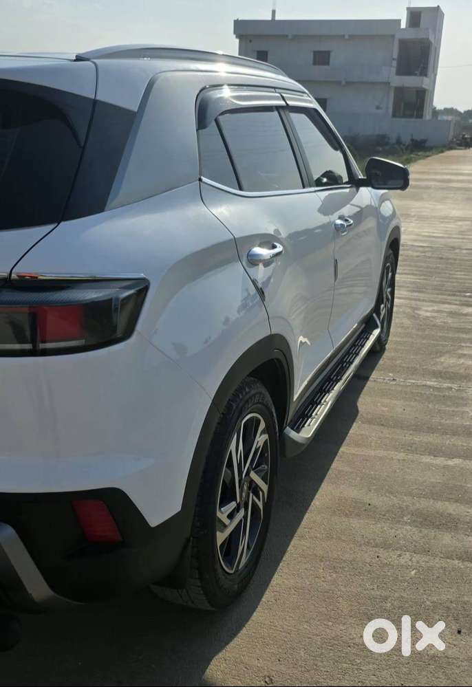 Hyundai Creta Facelift 2024 Top Model Diesel 22600 Km Driven