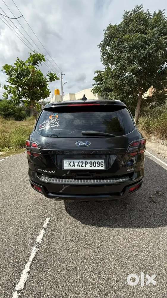 Ford Endeavour Titanium Plus 2016