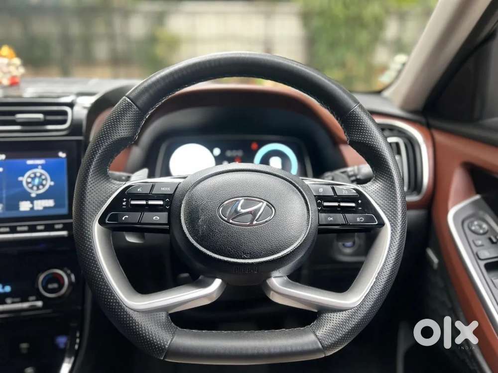 Hyundai Alcazar 2.0 Signature (o) Petrol At 6 Str, 2022, Petrol