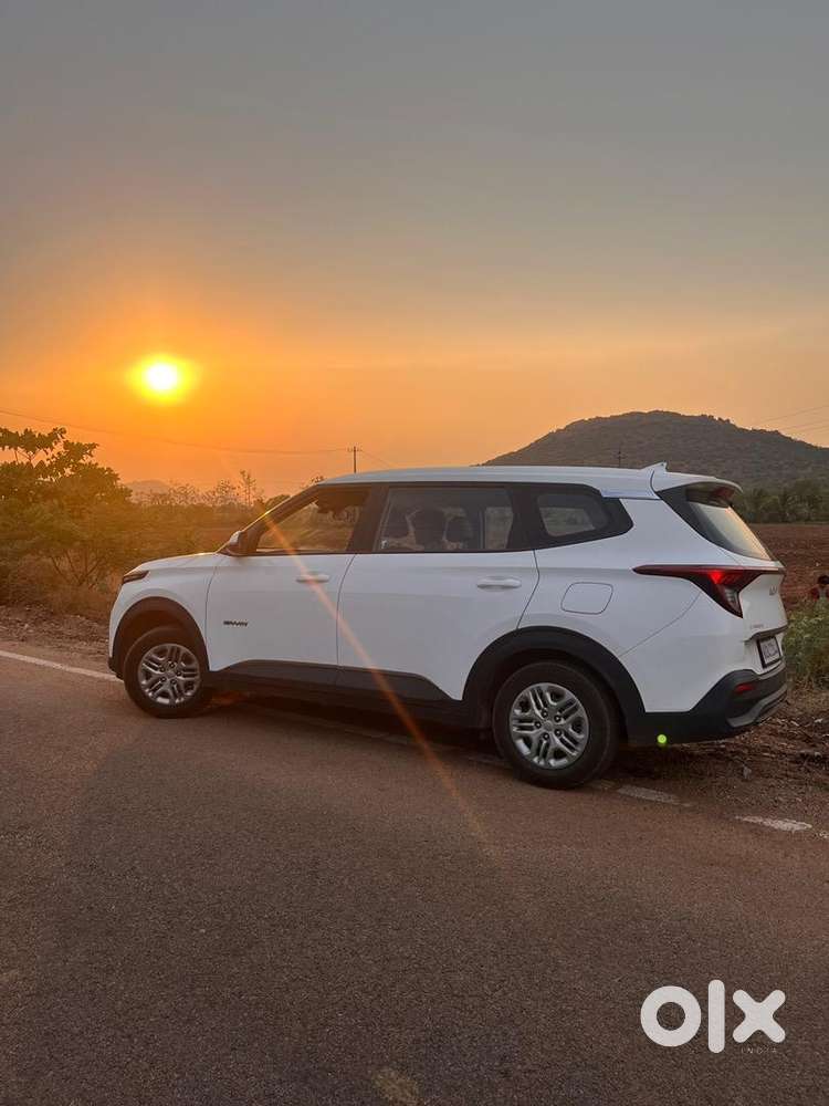 As Good As New 2024  Kia Carens Gravity Petrol  6000 Kms