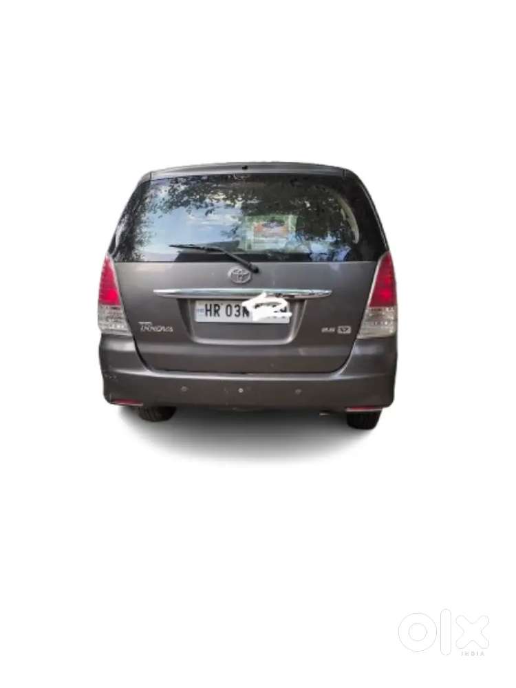 Toyota Innova 2012 Diesel Well Maintained